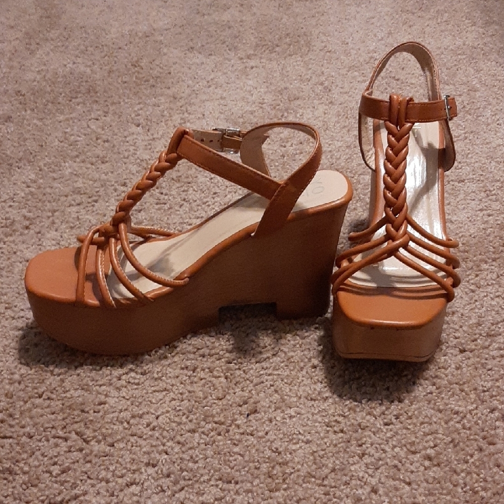 Yoki Tan Platform Sandals with Strappy Wedge Design